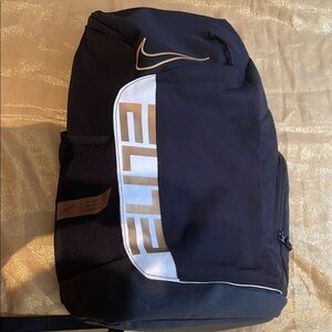 Nike Black Backpack Versatile and Stylish